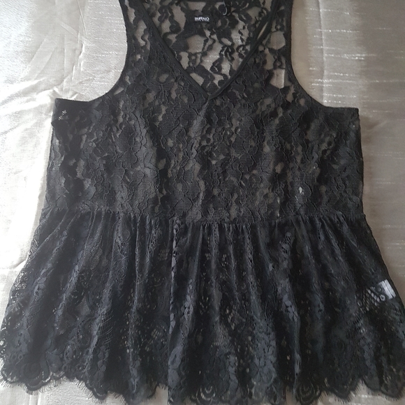 🛍BUFFALO David Bitton🛍 New Lace & Ruffle Top - Picture 3 of 7